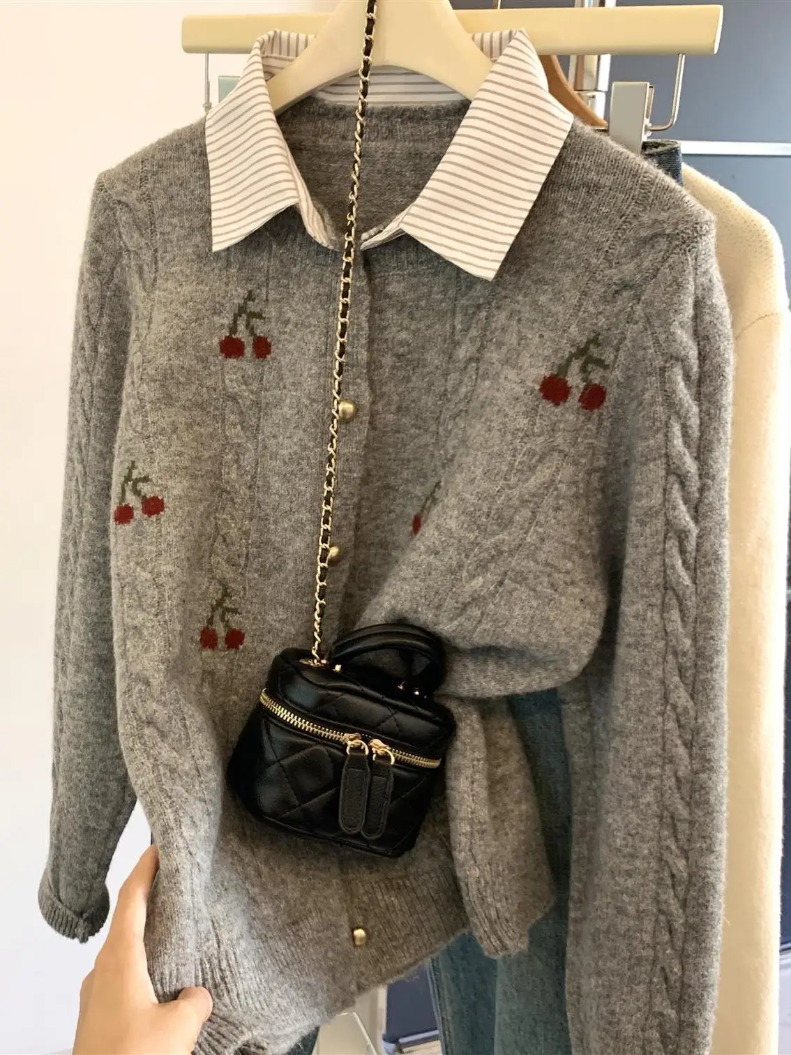 Damski luźny sweter z dzianiny – Embroidery Rose recenzja i cena