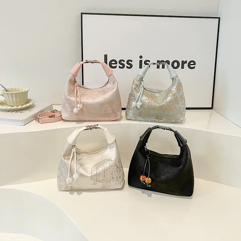Projektuj małe torby typu cros – Embroidery Bag recenzja i cena